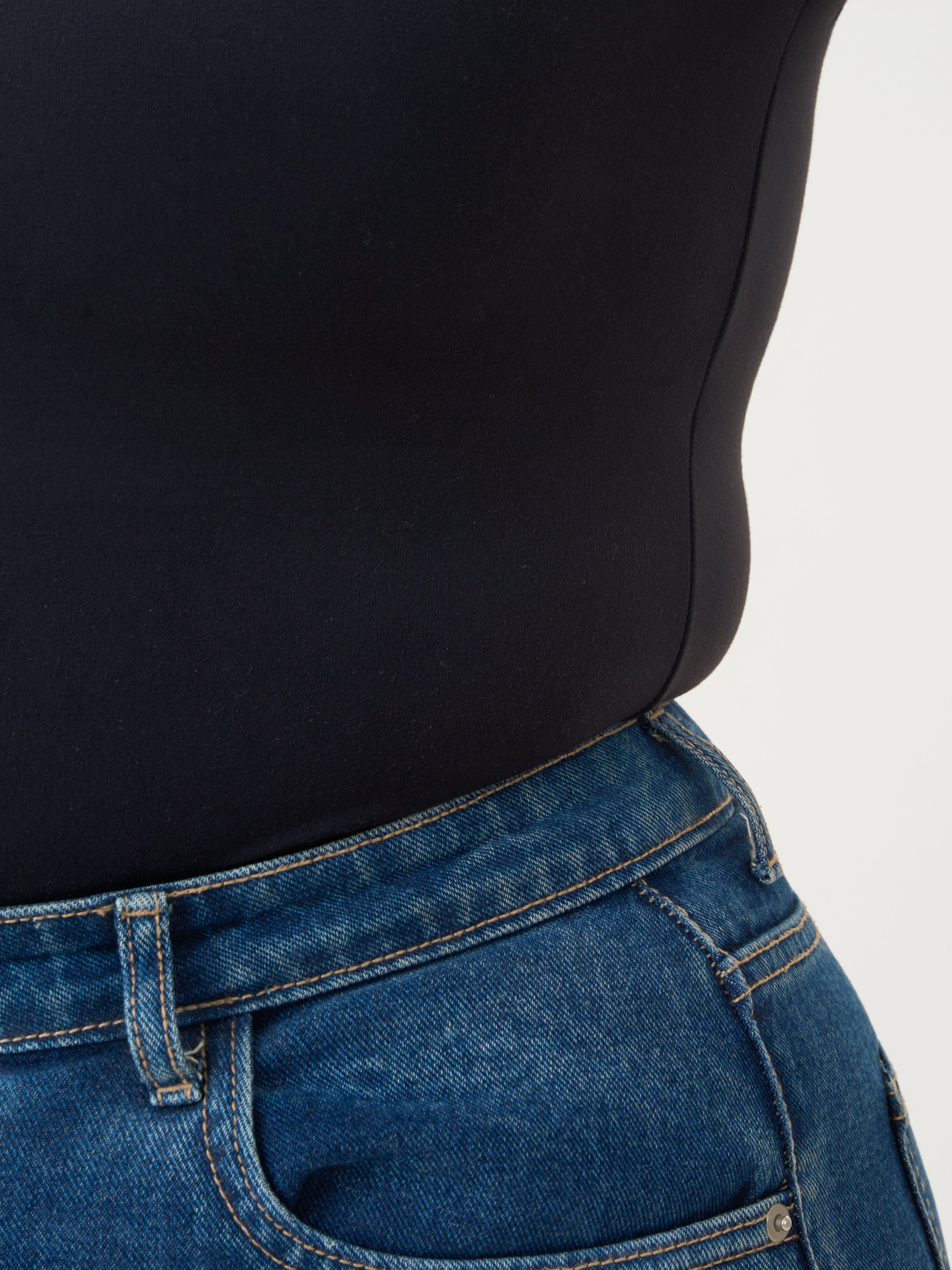 Crew Neck Short Sleeve Top